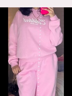 Pink Graphic Sweatshirt & Sweatpants Set